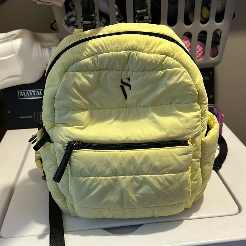 Simply Vera Backpack GREAT CONDITION!